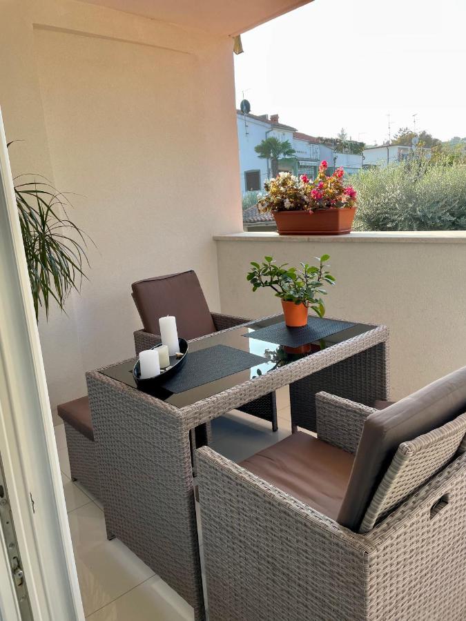 Apartments Bloom Near The Beach Porec Luaran gambar