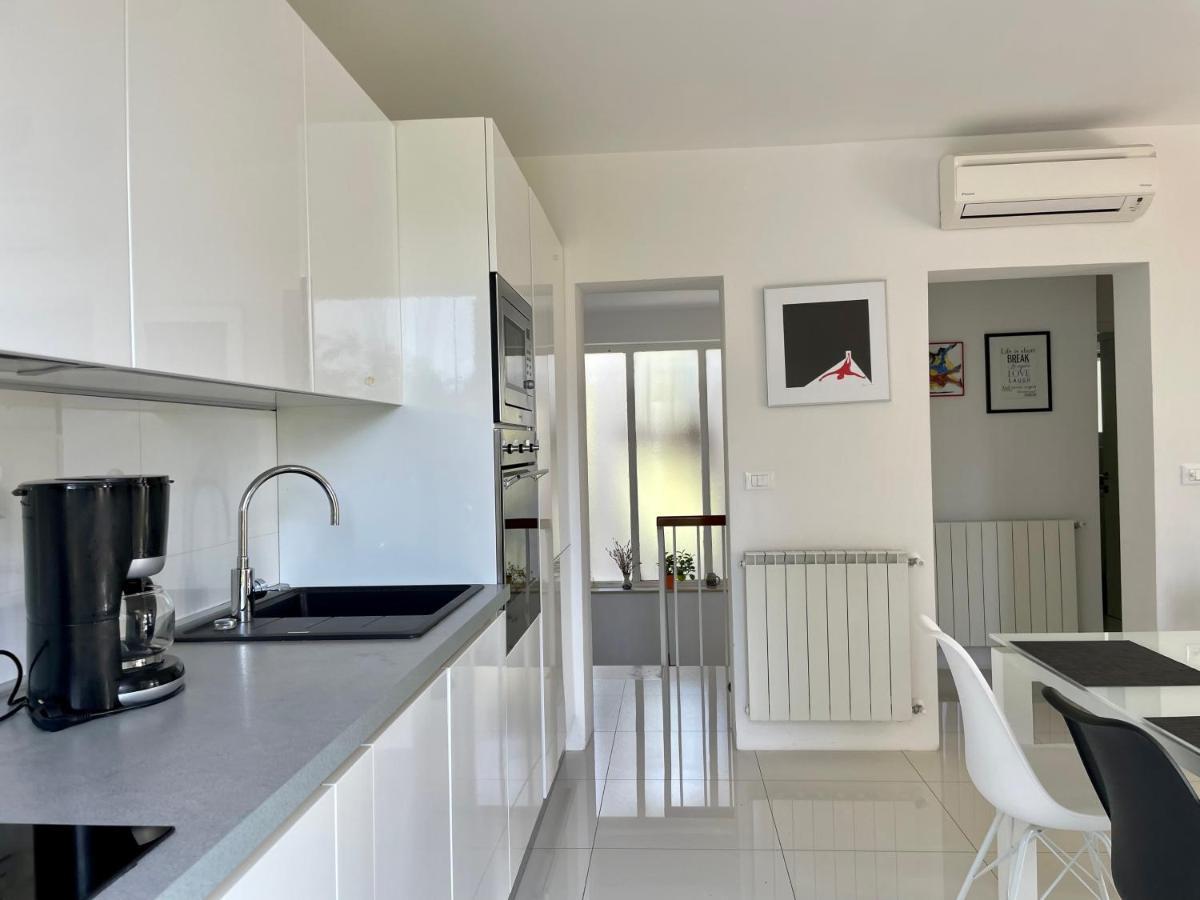 Apartments Bloom Near The Beach Porec Luaran gambar